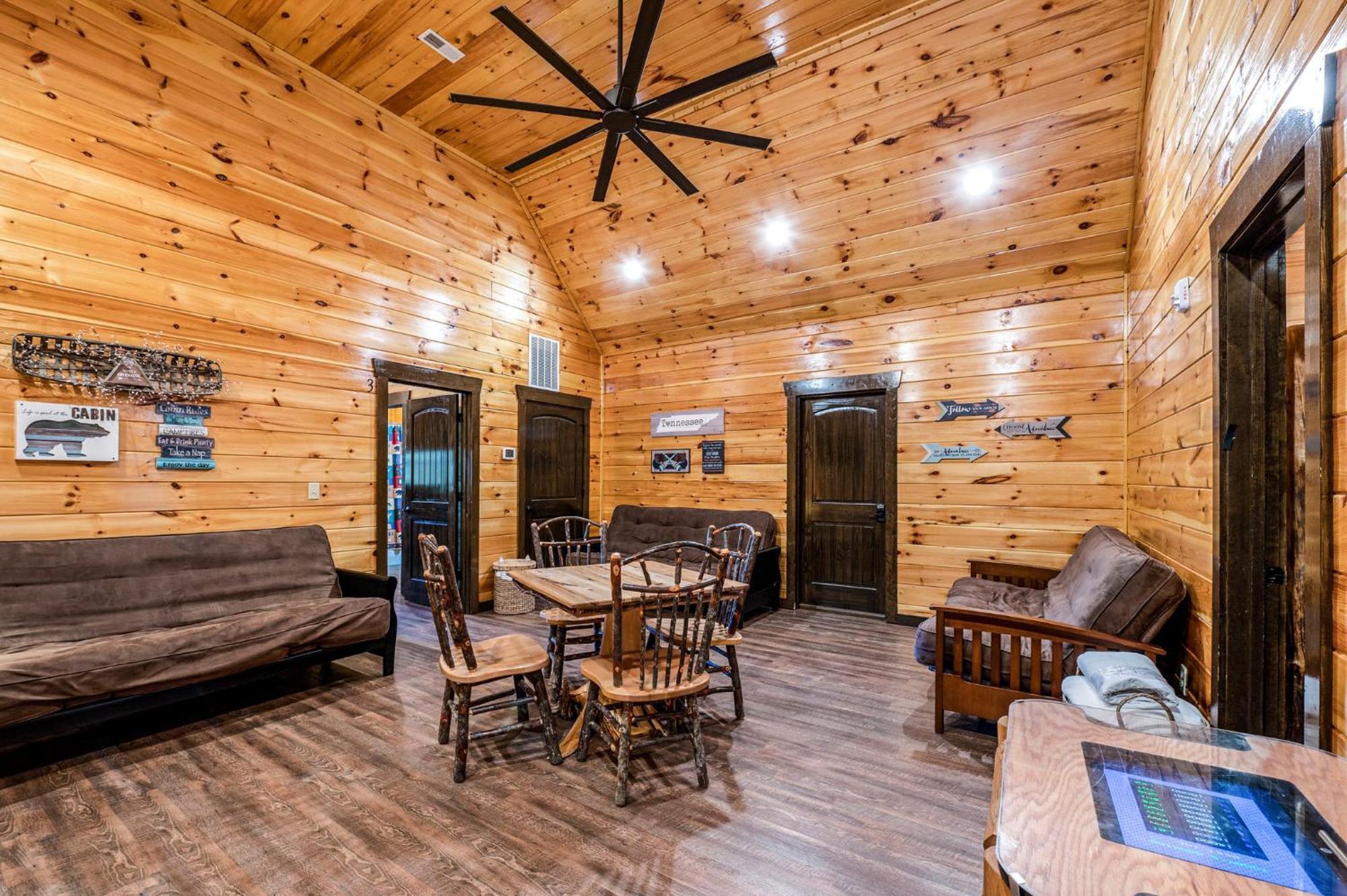 The Mighty Crabapple Manor By Stony Brook Cabins Gatlinburg Eksteriør bilde
